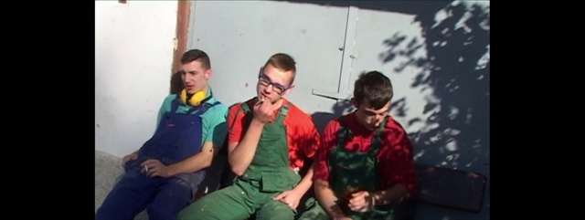 Video Reference: Social group, People, Fun, Youth, Personal protective equipment, Community, Lifejacket, Recreation, Leisure, Glasses, Person, Man, Sitting, Young, Window, Boy, Front, Standing, Riding, Holding, Woman, Green, Wearing, Board, Street, Train, Bus, Game, Playing, Skiing, Phone, Group, Room, Clothing, Smile, Human face