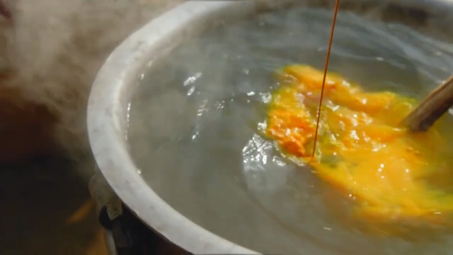 Video Reference: dish, cookware and bakeware, food, soup, recipe, Person