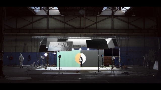 Video Reference: Light, Stage, Architecture, Design, Technology, Building, Sound stage, Night, Photography, City