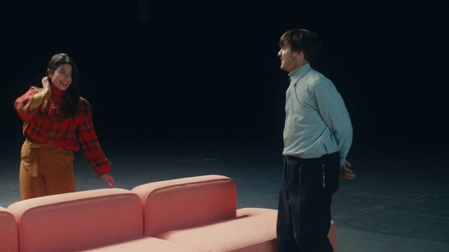 Video Reference: Performance, Drama, heater, Acting, Performing arts, Fun, Event, Stage, Scene, Sitting