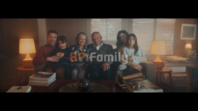 Video Reference: Photograph, Social group, People, Sitting, Youth, Fun, Snapshot, Conversation, Friendship, Human, Person