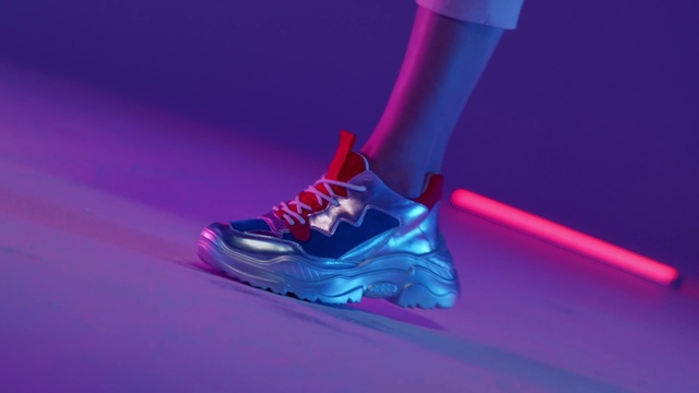 Video Reference: Water, Magenta, Graphics