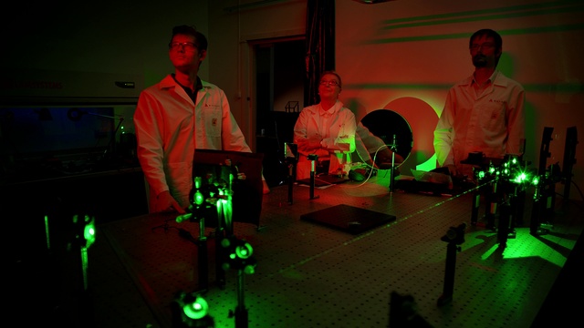 Video Reference: Green, Light, Visual effect lighting, Lighting, Fun, Event, Room, Photography, Performance, Music