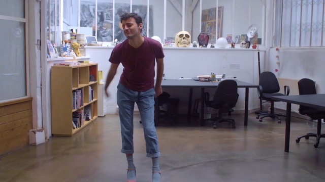 Video Reference: Standing, Floor, Shoulder, Flooring, Room, Joint, Leg, Human body, Furniture, Jeans