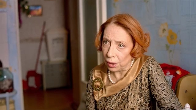 Video Reference: hair, human hair color, hairstyle, blond, girl, Person