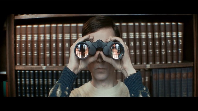 Video Reference: Eyewear, Sunglasses, Glasses, Cool, Goggles, Personal protective equipment, Vision care, Snapshot, Fun, Photography, Person, Front, Man, Wearing, Sitting, Holding, Table, Young, Smiling, Face, Bench, Shirt, Black, Phone, White, Eating, Standing, Blue, Human face, Glass, Spectacles, Camera, Clothing, Eyepatch