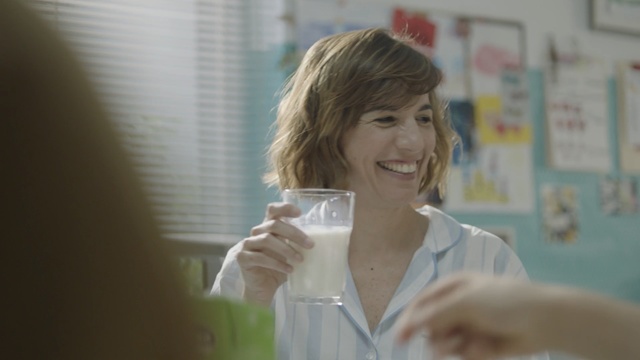 Video Reference: Lip, Blond, Mouth, Smile, Person