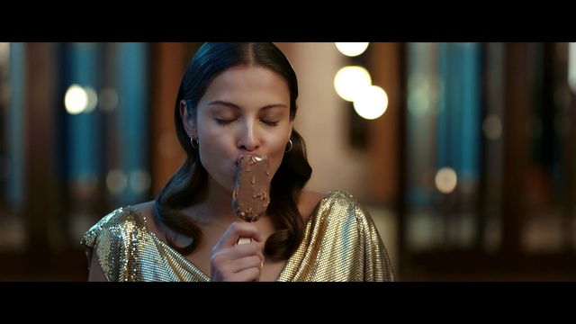 Video Reference: Beauty, Lip, Snapshot, Eye, Human, Photography, Mouth, Screenshot, Scene, Flash photography