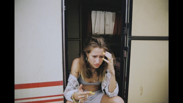 Video Reference: Hair, Facial expression, Yellow, Beauty, Fun, Leg, Blond, Long hair, Smile, Photography