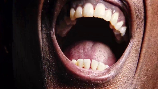 Video Reference: Tooth, Mouth, Jaw, Organ, Lip, Tongue, Close-up, Chin, Human body, Smile