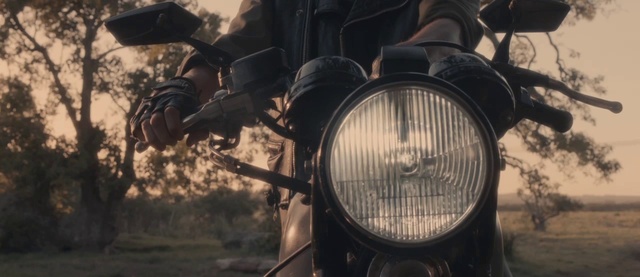 Video Reference: Motor vehicle, Headlamp, Automotive lighting, Vehicle, Mode of transport, Auto part, Automotive tire, Motorcycle, Photography, Screenshot