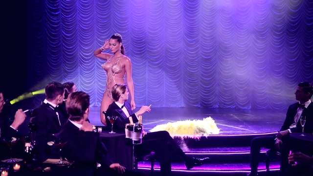 Video Reference: Performance, Entertainment, Performing arts, Event, Concert, Song, Stage, Performance art, Public event, Music artist