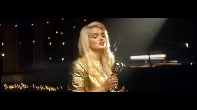 Video Reference: Music artist, Singing, Music, Performance, Lady, Song, Singer, Beauty, Performing arts, Pop music, Person