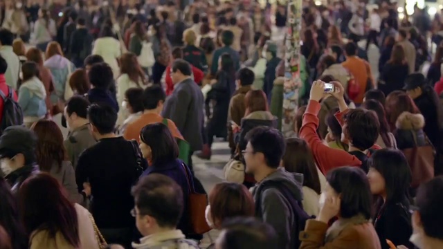 Video Reference: Crowd, People, Audience, Event, Community, Ceremony, City, Tourism