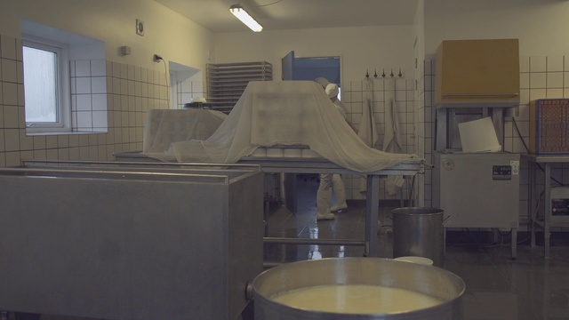 Video Reference: Property, Room, Material property, Interior design, Architecture, Glass, Floor, Ceiling, Building, Furniture