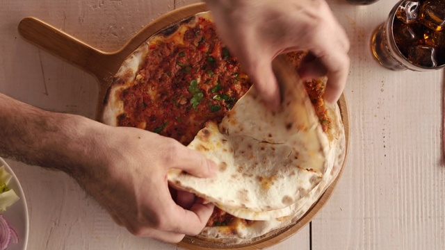Video Reference: Dish, Food, Cuisine, Ingredient, Flatbread, Shawarma, Kulcha, Recipe, Manakish, Naan