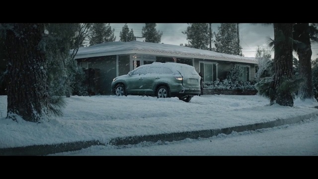 Video Reference: Snow, Vehicle, Car, Winter, Freezing, Winter storm, Uaz patriot, Compact sport utility vehicle, Minivan