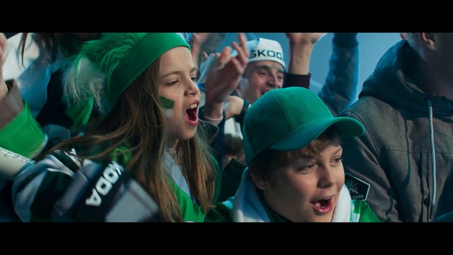 Video Reference: Green, People, Event, Crowd, Smile, Saint patrick day, Fun, Holiday, Headgear, Performance, Person