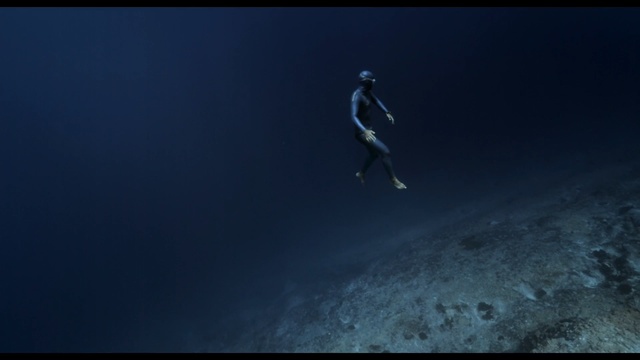 Video Reference: water, underwater, sky, atmosphere, freediving, underwater diving, extreme sport, darkness, sea, diving