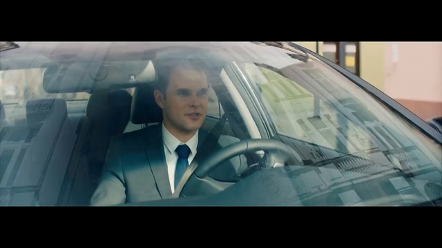 Video Reference: Vehicle door, Windshield, Motor vehicle, Photograph, Mode of transport, Glass, Automotive exterior, Automotive design, Automotive window part, Driving, Person