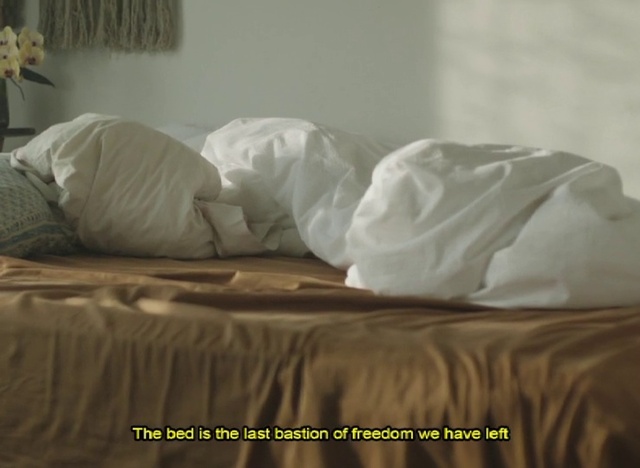 Video Reference: Bed sheet, Furniture, Bed, Bedding, Room, Bedroom, Textile, Comfort, Linens, Duvet cover