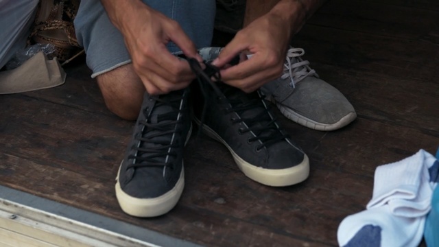 Video Reference: footwear, sneakers, shoe, fashion, outdoor shoe, product, athletic shoe, walking shoe