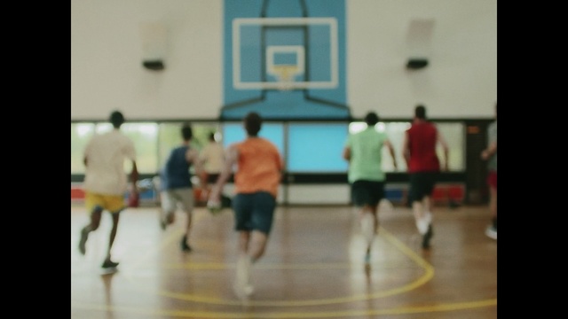 Video Reference: sport venue, sports, day, games, structure, indoor games and sports, fun, competition event, physical fitness, tournament, Person