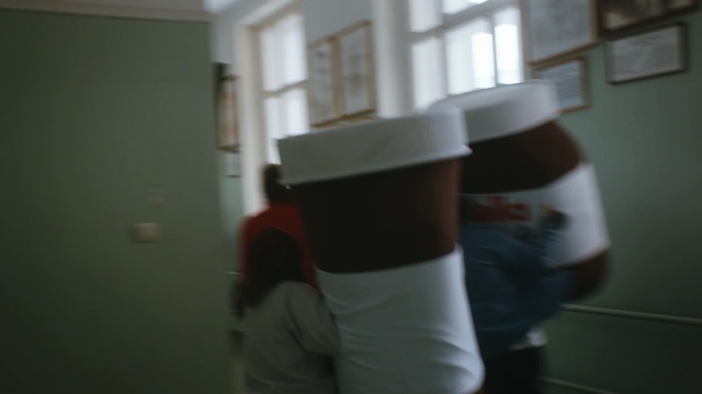 Video Reference: Joint, Room, Shoulder, Leg, Knee, Hip, Trunk, Floor