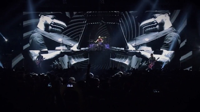 Video Reference: Performance, Entertainment, Stage, Concert, Performing arts, Music artist, Event, Musician, Public event, Music