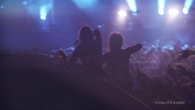 Video Reference: Performance, Entertainment, Concert, Performing arts, Rock concert, Event, Crowd, Public event, Music venue, Stage