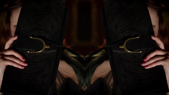 Video Reference: Leather, Brown, Jacket, Outerwear, Bag, Hand, Textile, Leather jacket, Baggage, Zipper