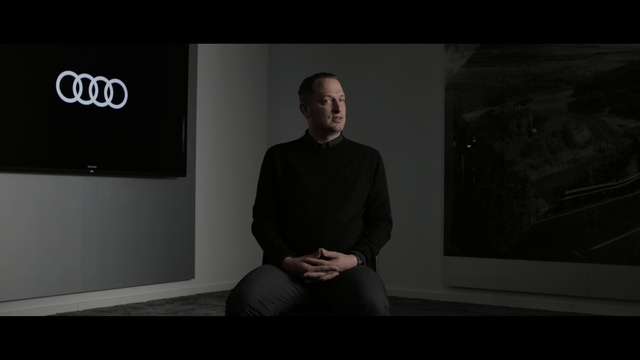 Video Reference: Photograph, Black, Sitting, Standing, Male, Darkness, Photography, Gentleman, Shoulder, Flash photography, Person