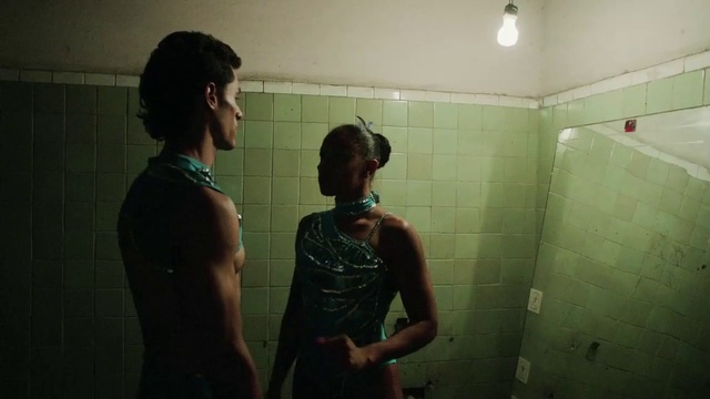 Video Reference: Black, Photograph, Shoulder, Standing, Lady, Room, Snapshot, Fun, Joint, Photography