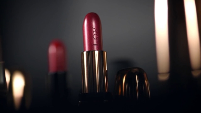 Video Reference: Lipstick, Red, Cosmetics, Beauty, Pink, Lip, Material property, Tints and shades, Gloss, Still life photography