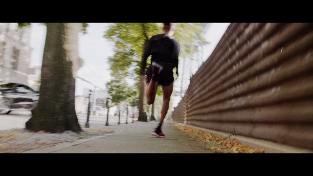 Video Reference: Running, Sportswear, Recreation, Leg, Endurance sports, Triathlon, Human leg, Tree, Jogging, Individual sports