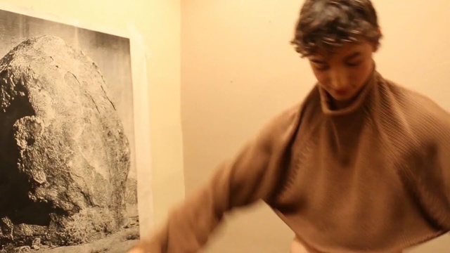 Video Reference: human, girl, neck