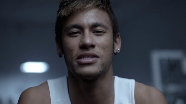 Video Reference: Face, Hair, Cheek, Chin, Eyebrow, Forehead, Nose, Hairstyle, Head, Lip