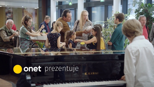 Video Reference: Pianist, Community, Musician, Event, Piano, Technology, Keyboard, Electronic device, Electronic instrument, Music, Person