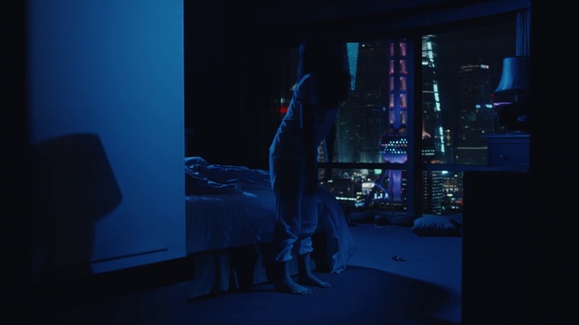 Video Reference: Blue, Light, Darkness, Sky, Night, Room, Electric blue, Photography, Technology, Architecture