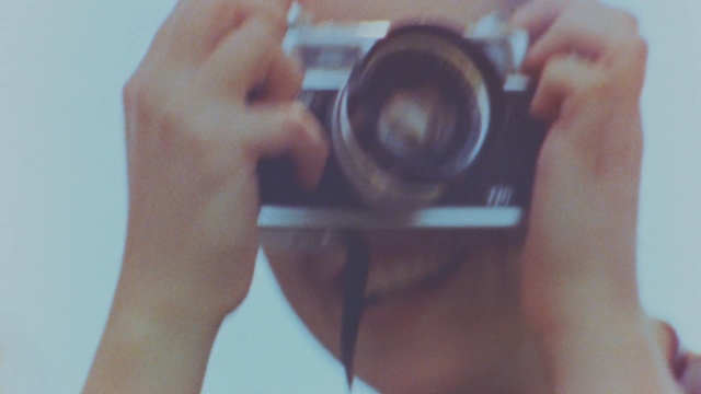 Video Reference: camera, cameras & optics, photography, single lens reflex camera, hand, close up, camera lens, digital camera, digital slr, reflex camera