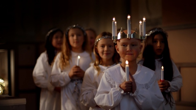 Video Reference: Event, Ritual, Ceremony, Vigil, Easter vigil, Fun, Worship, Uniform, Tradition, Candle, Person