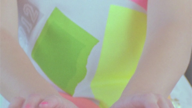 Video Reference: leg, hand, finger, material, human leg, foot, thigh, nail