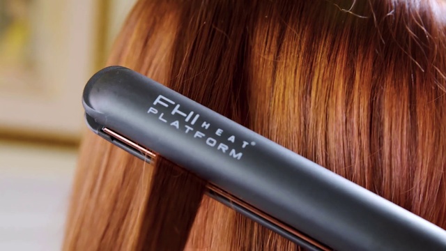 Video Reference: Hair, Hair iron, Brown, Eyebrow, Hair coloring, Material property, Brown hair, Hair care, Personal care, Black hair