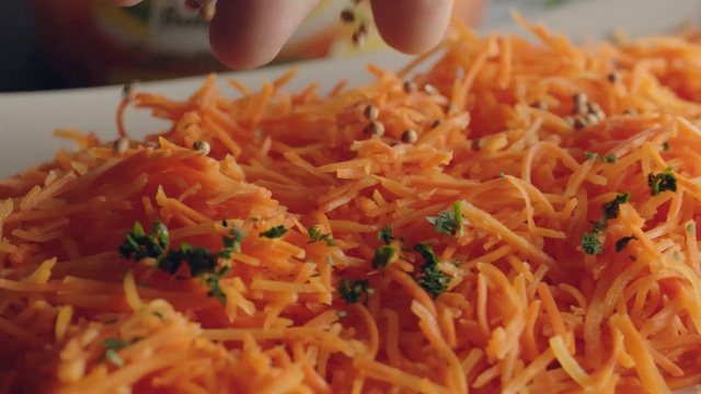 Video Reference: Dish, Food, Cuisine, Ingredient, Fideo, Produce, Recipe, Carrot, Side dish, Thai food