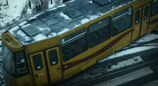 Video Reference: Land vehicle, Vehicle, Transport, Rolling stock, Mode of transport, Public transport, Railroad car, Scale model, Metro, Train