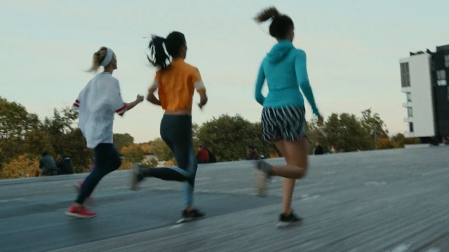 Video Reference: footwear, running, sports, recreation, physical exercise, shoe, leisure, fun, race, pedestrian