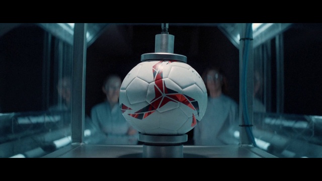 Video Reference: Animation, Screenshot, Organism, Ball, Photography, Fictional character, Fiction, Glass, Still life photography, World