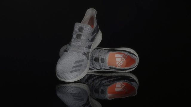 Video Reference: footwear, shoe, product, hand, finger, outdoor shoe