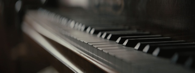 Video Reference: Piano, Musical instrument, Musical keyboard, Electronic instrument, Spinet, Keyboard, Technology, Player piano, Electronic keyboard, Digital piano