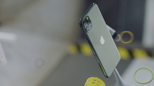 Video Reference: Gadget, Yellow, Technology, Smartphone, Electronic device, Electronics, Material property, Communication Device, Mobile phone, Portable communications device